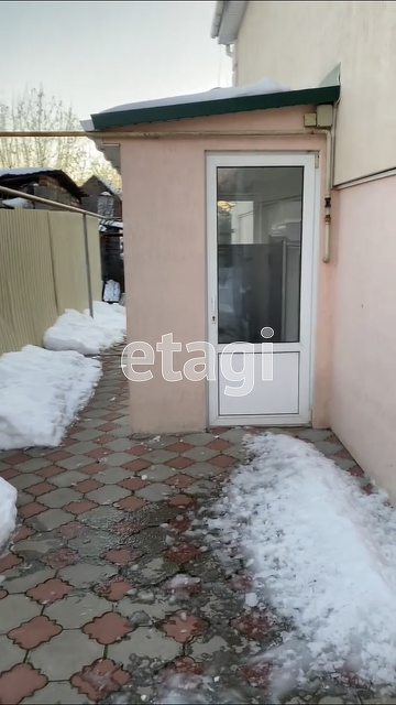 Продажа дома, 260м <sup>2</sup>, 8 сот., Саратов, Саратовская область,  