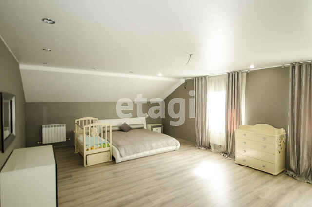 Продажа дома, 291м <sup>2</sup>, 2 сот., Саратов, Саратовская область,  Волжский 