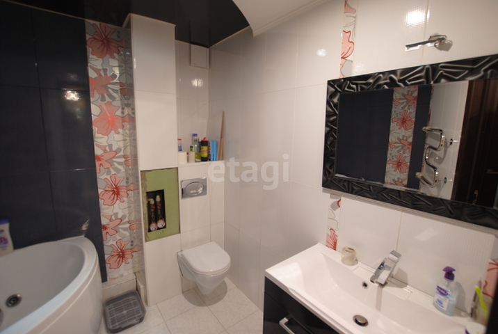 Продажа 3-комнатной квартиры, Саратов, Саратовская область,  Саратов