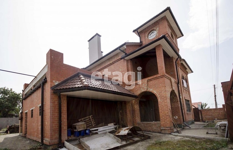 Продажа дома, 606м <sup>2</sup>, 5 сот., Саратов, Саратовская область,  Саратов