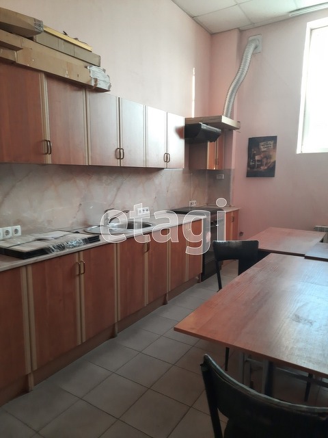 Продажа коммерческой недвижимости, 1124м <sup>2</sup>, Саратов, Саратовская область,  Саратов