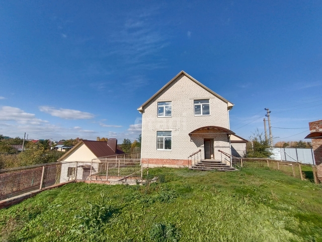 Продажа дома, 240м <sup>2</sup>, 12 сот., Саратов, Саратовская область,  