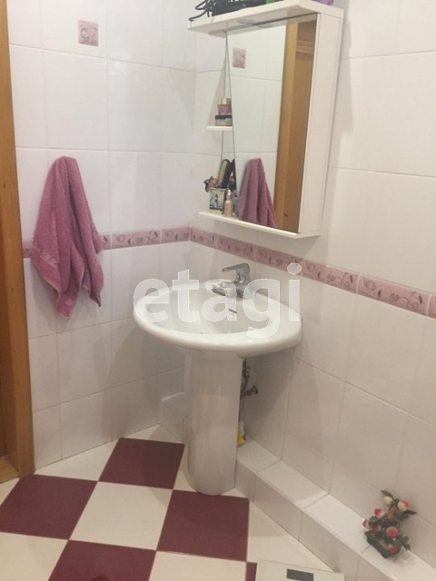 Продажа дома, 217м <sup>2</sup>, 2 сот., Саратов, Саратовская область,  