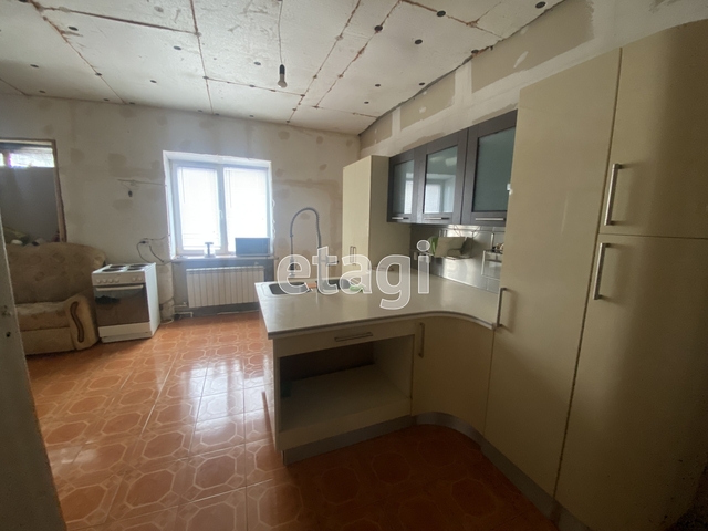 Продажа дома, 360м <sup>2</sup>, 10 сот., Саратов, Саратовская область,  