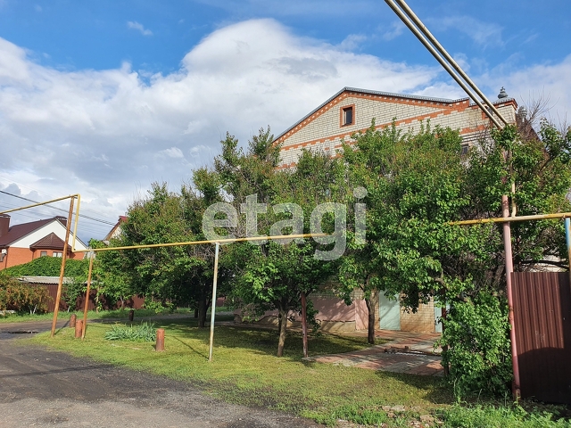 Продажа дома, 422м <sup>2</sup>, 12 сот., Саратов, Саратовская область,  Энгельс