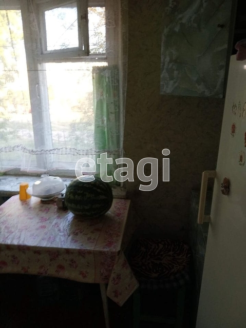 Продажа 3-комнатной квартиры, Саратов, Саратовская область,  Красный Кут