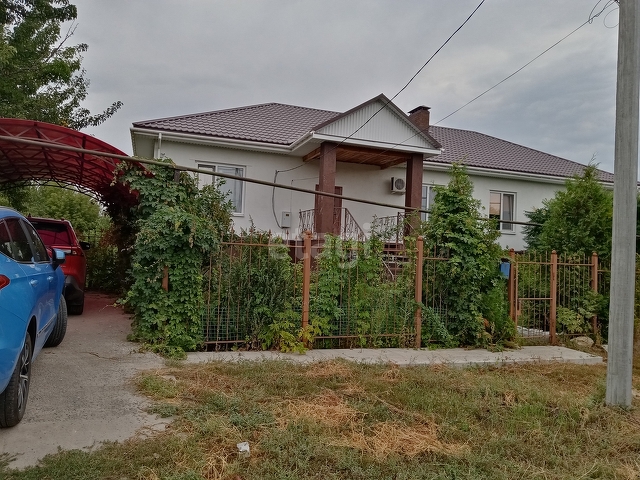 Продажа дома, 340м <sup>2</sup>, 15 сот., Саратов, Саратовская область,  