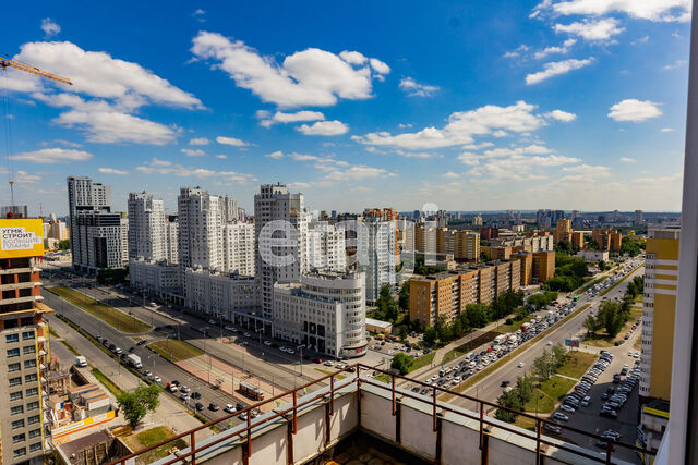 Продажа 3-комнатной квартиры, Екатеринбург, Татищева,  54