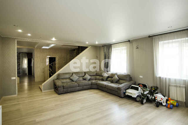 Продажа дома, 291м <sup>2</sup>, 2 сот., Саратов, Саратовская область,  Волжский 