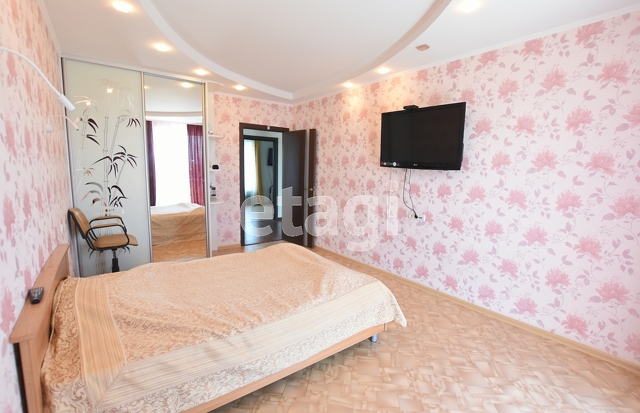 Продажа дома, 205м <sup>2</sup>, 6 сот., Саратов, Саратовская область,  Саратов