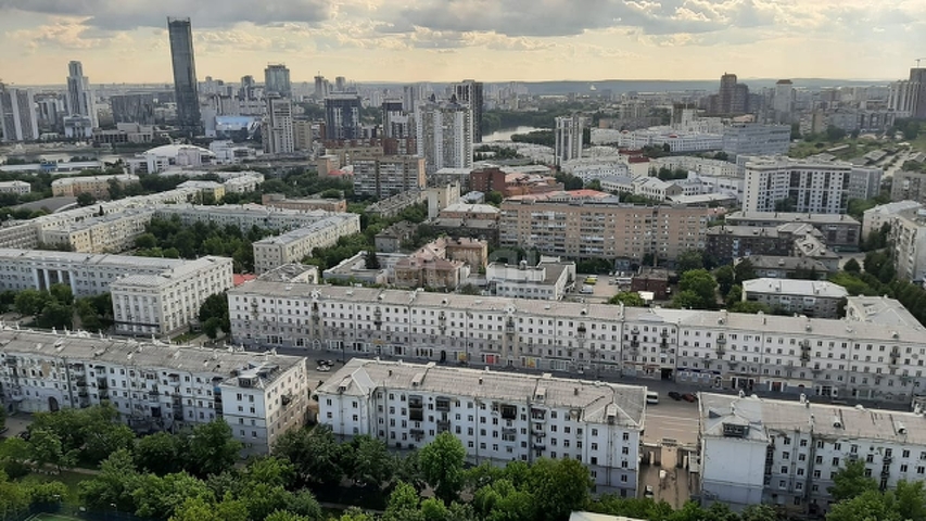 Продажа 3-комнатной квартиры, Екатеринбург, Азина,  31