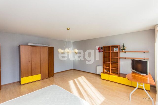 Продажа дома, 365м <sup>2</sup>, 8 сот., Саратов, Саратовская область,  Фрунзенский