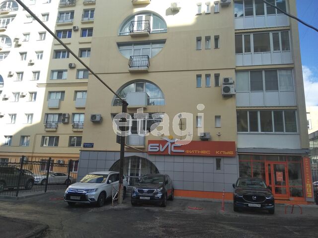 Продажа коммерческой недвижимости, 335м <sup>2</sup>, Саратов, Саратовская область,  Саратов