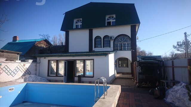 Продажа дома, 232м <sup>2</sup>, 5 сот., Саратов, Саратовская область,  Кировский