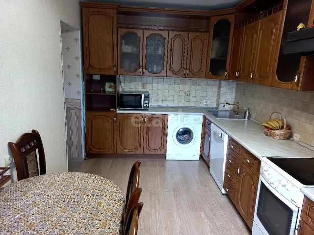 Аренда 4-комнатной квартиры, Ялуторовск, Тюменская