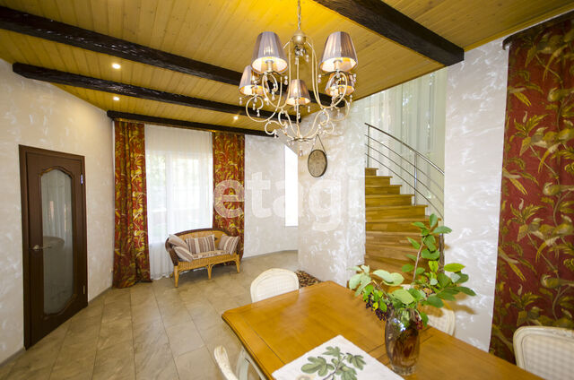 Продажа дома, 200м <sup>2</sup>, 4 сот., Саратов, Саратовская область,  Саратов