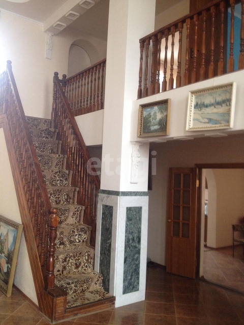 Продажа дома, 337м <sup>2</sup>, 15 сот., Саратов, Саратовская область,  