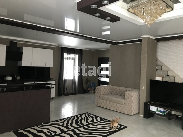 Продажа дома, 240м <sup>2</sup>, 5 сот., Саратов, Саратовская область,  Энгельс