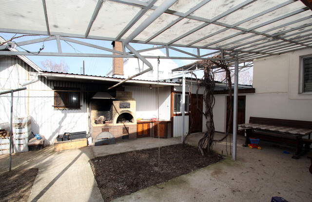 Продажа дома, 230м <sup>2</sup>, 3 сот., Саратов, Саратовская область,  