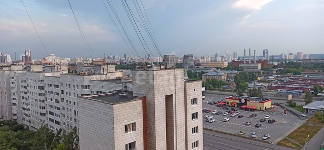 Продажа 2-комнатной квартиры, Екатеринбург, Бебеля,  126