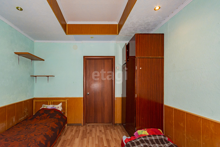 Продажа 4-комнатной квартиры, Екатеринбург, Коуровская,  16