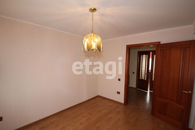 Продажа дома, 281м <sup>2</sup>, 10 сот., Саратов, Саратовская область,  Энгельс