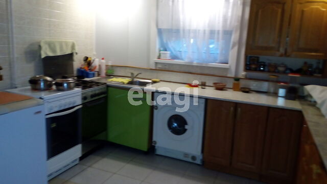 Продажа дома, 250м <sup>2</sup>, 25 сот., Саратов, Саратовская область,  Энгельс