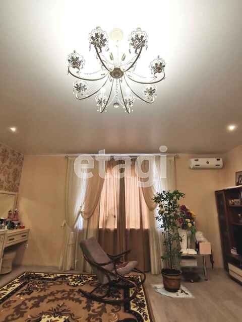 Продажа дома, 230м <sup>2</sup>, 3 сот., Саратов, Саратовская область,  Кировский