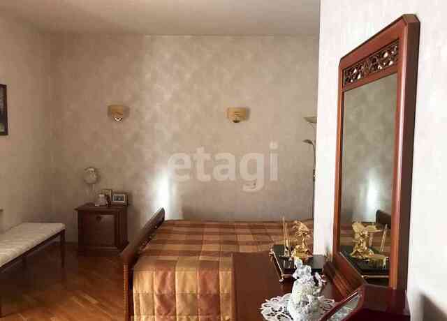 Продажа 5-комнатной квартиры, Саратов, Саратовская область,  Саратов