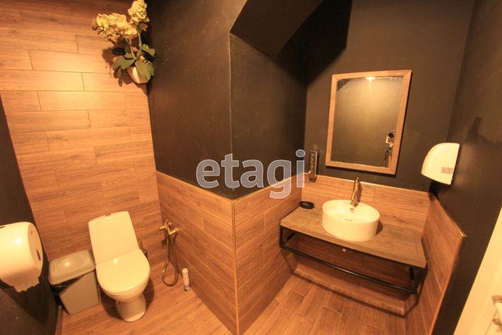 Продажа коммерческой недвижимости, 64м <sup>2</sup>, Саратов, Саратовская область,  Саратов