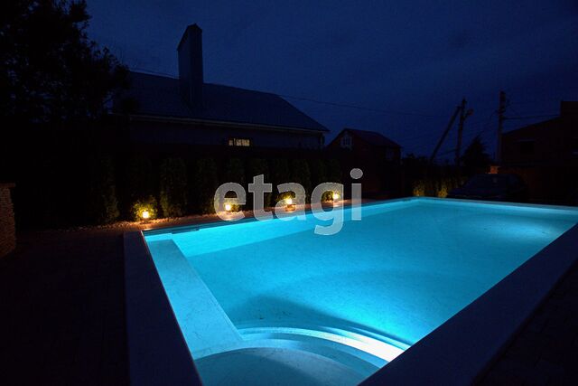 Продажа дома, 300м <sup>2</sup>, 10 сот., Саратов, Саратовская область,  Кировский