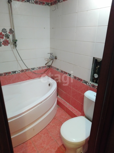 Продажа 3-комнатной квартиры, Саратов, Саратовская область,  Светлый