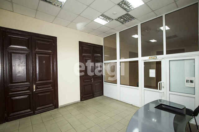 Продажа коммерческой недвижимости, 2500м <sup>2</sup>, Саратов, Саратовская область,  Саратов