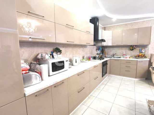 Продажа дома, 230м <sup>2</sup>, 3 сот., Саратов, Саратовская область,  Кировский