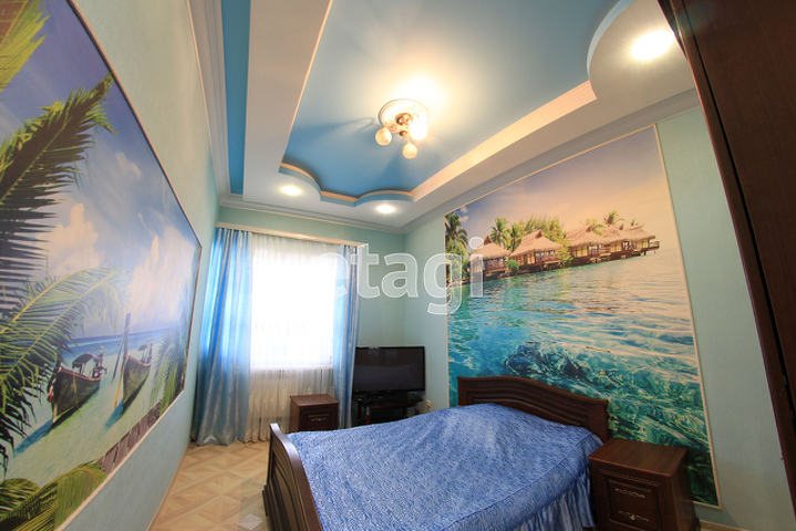 Продажа дома, 361м <sup>2</sup>, 3 сот., Саратов, Саратовская область,  Октябрьский