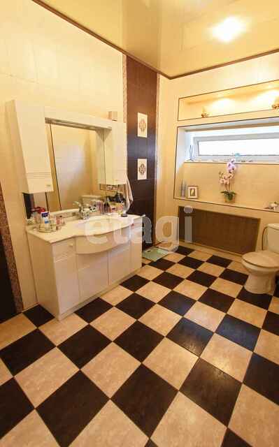 Продажа дома, 527м <sup>2</sup>, 6 сот., Саратов, Саратовская область,  