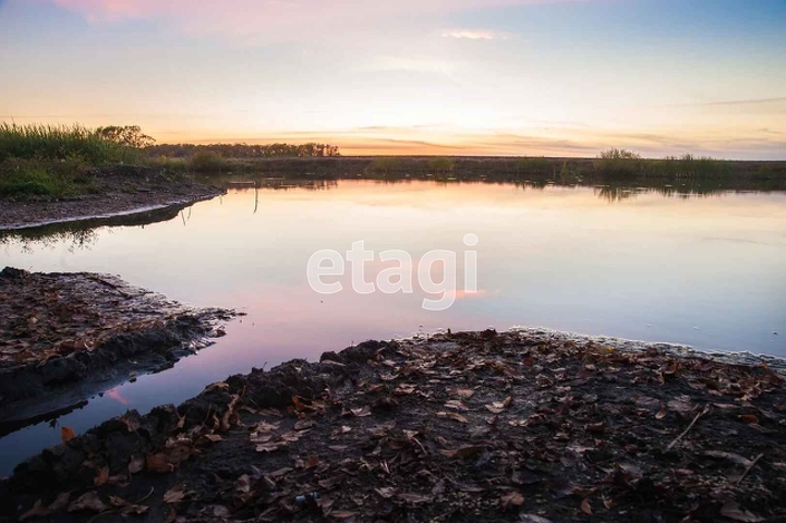 Продажа коммерческой недвижимости, 500м <sup>2</sup>, Саратов, Саратовская область,  Красный Кут