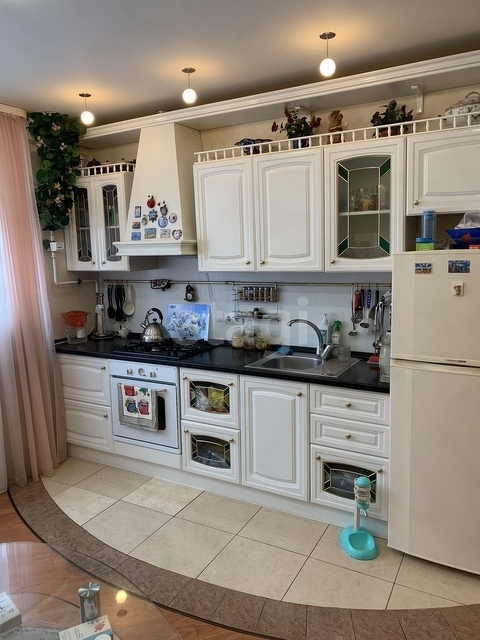 Продажа 3-комнатной квартиры, Саратов, Саратовская область,  Саратов