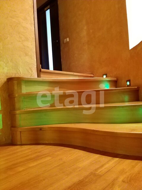 Продажа дома, 324м <sup>2</sup>, 3 сот., Саратов, Саратовская область,  Октябрьский