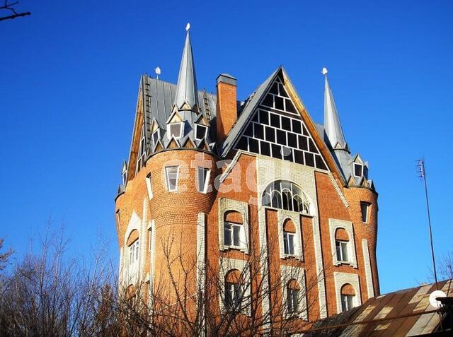 Продажа дома, 695м <sup>2</sup>, 6 сот., Саратов, Саратовская область,  Саратов