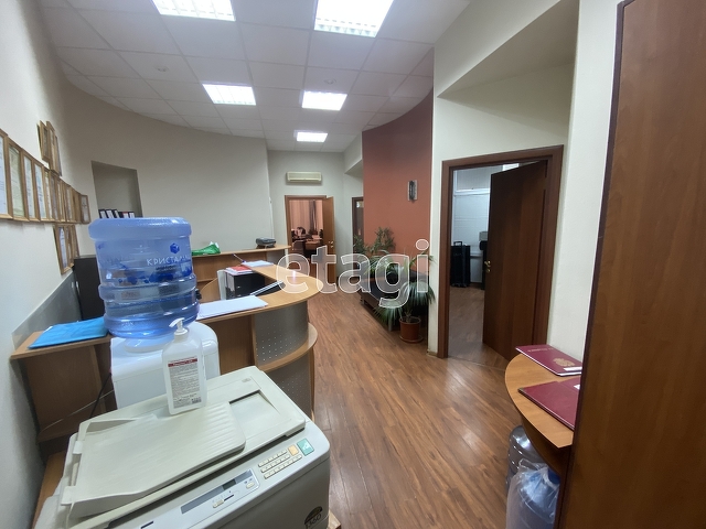 Продажа коммерческой недвижимости, 402м <sup>2</sup>, Саратов, Саратовская область,  Саратов