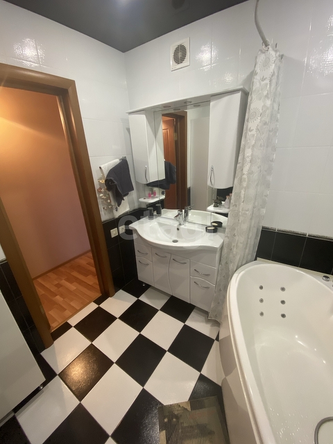 Продажа 3-комнатной квартиры, Саратов, Саратовская область,  Саратов