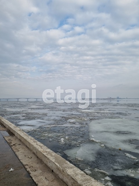 Продажа коммерческой недвижимости, 100м <sup>2</sup>, Саратов, Саратовская область,  Саратов