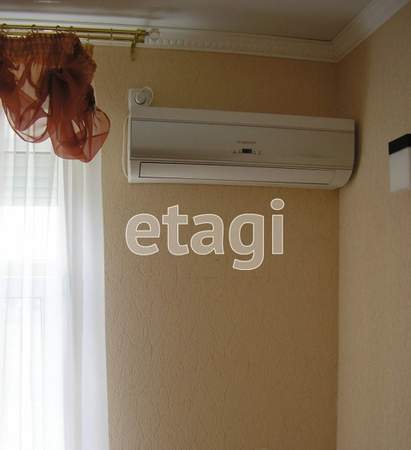 Продажа дома, 302м <sup>2</sup>, 5 сот., Саратов, Саратовская область,  