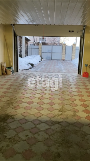 Продажа дома, 260м <sup>2</sup>, 8 сот., Саратов, Саратовская область,  