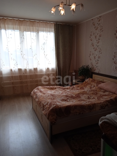 Продажа дома, 302м <sup>2</sup>, 4 сот., Саратов, Саратовская область,  