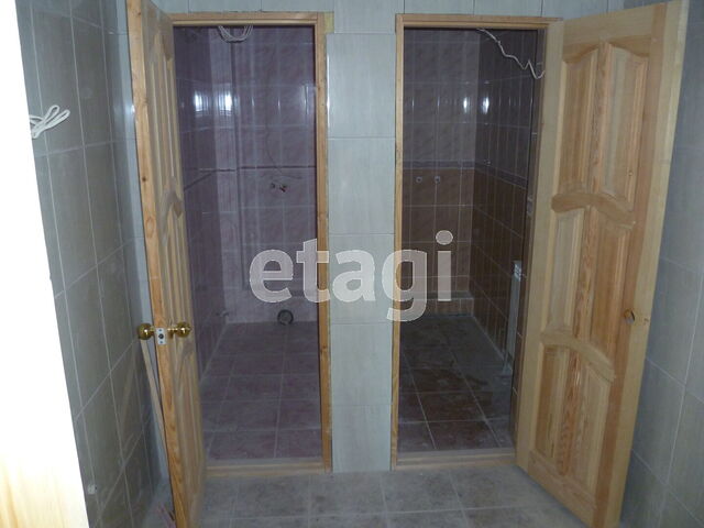 Продажа коммерческой недвижимости, 463м <sup>2</sup>, Саратов, Саратовская область,  Энгельс