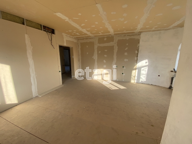 Продажа дома, 380м <sup>2</sup>, 8 сот., Саратов, Саратовская область,  Октябрьский