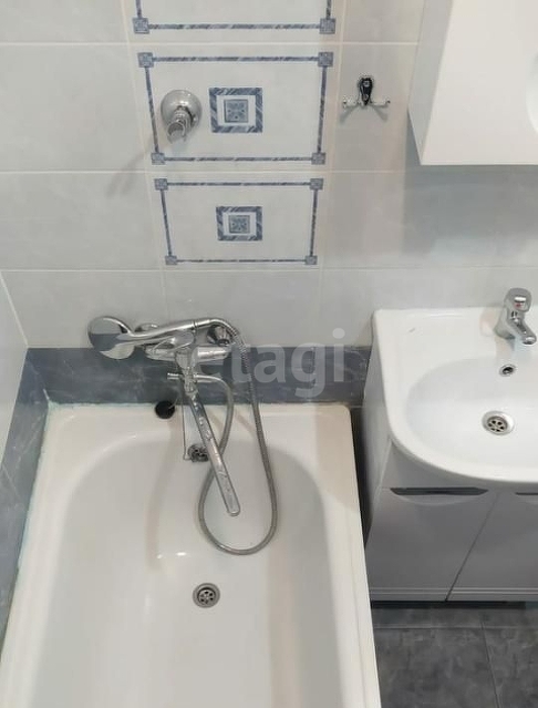 Продажа 3-комнатной квартиры, Саратов, Саратовская область,  Саратов