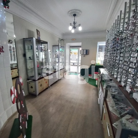 Продажа коммерческой недвижимости, 100м <sup>2</sup>, Саратов, Саратовская область,  Саратов